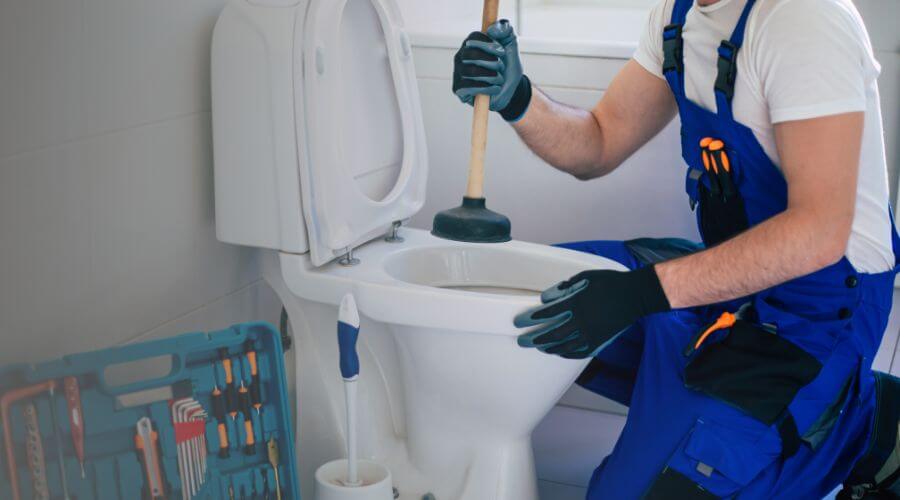 Local expert plumbing services in Mobile, AL